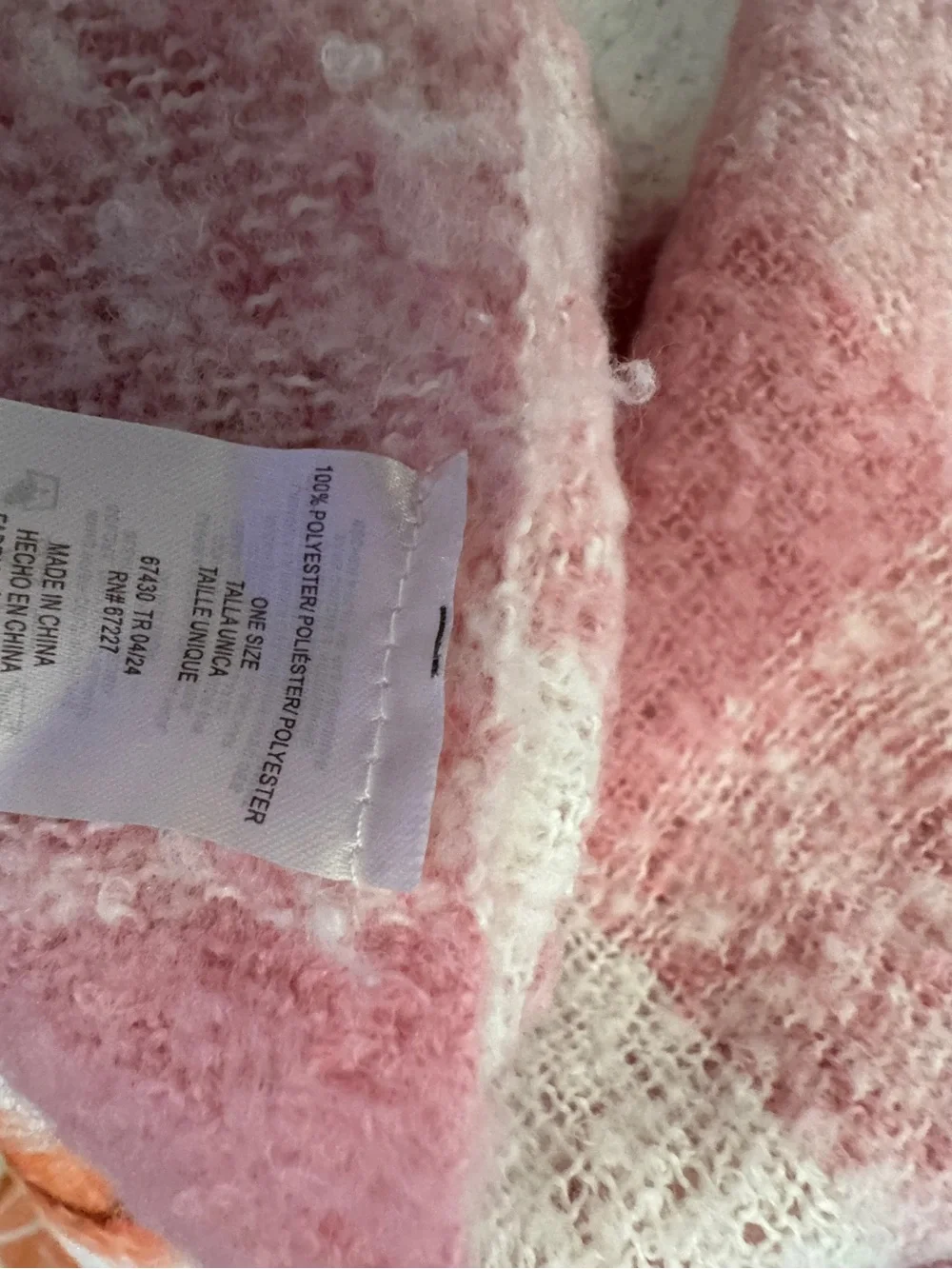 Source Unknown cozy knit